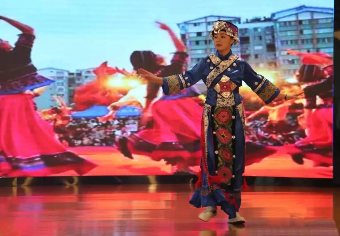 武汉外语外事职业学院最新视频,武汉外语外事职业学院表演节目