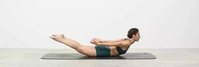 久坐腰背不舒服瑜伽缓解姿势教程,久坐腰肌劳损食疗