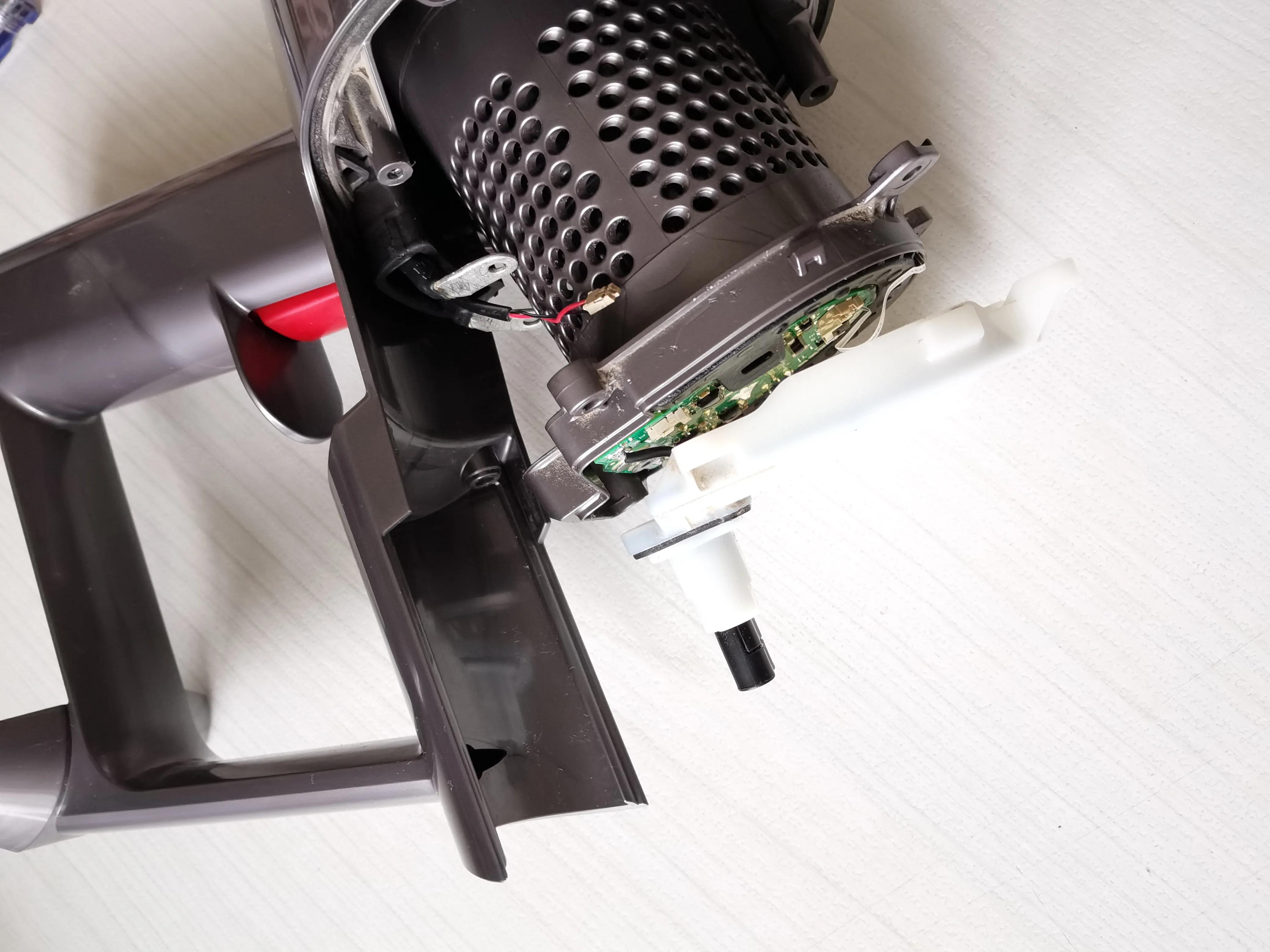 戴森吸尘器v10售后,维修戴森吸尘器