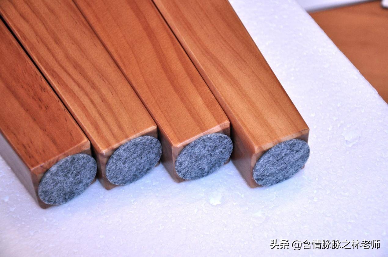 最新款式餐桌家用,实用实木餐桌款式推荐