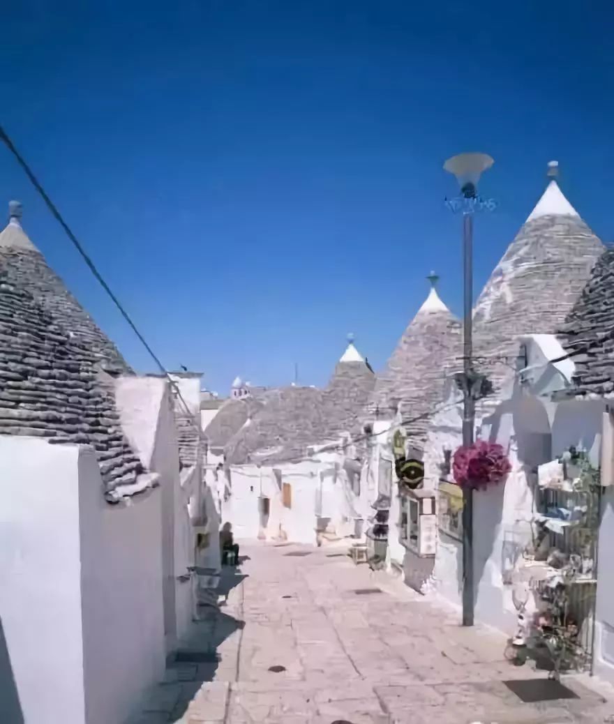 网友评出全球最值得去的50个地方,cnn评世界十大绝美旅行地