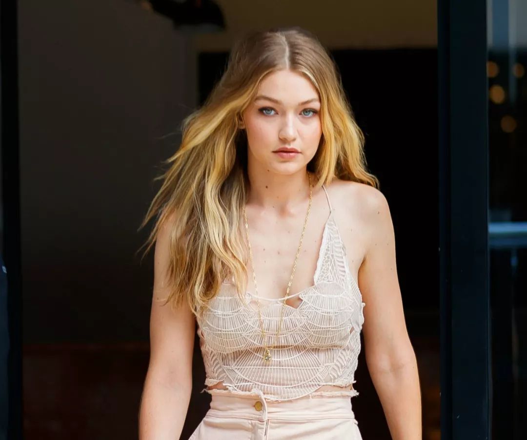 迪丽热巴花期,迪丽热巴青春年华