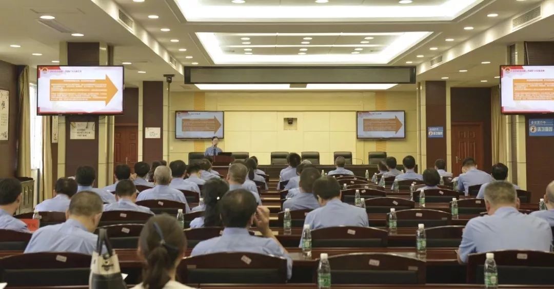 拉练看作风转变,拉练观摩