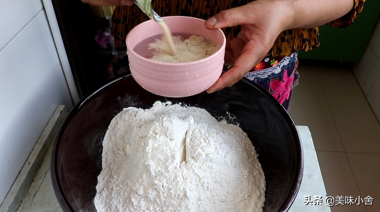 蒸花卷馒头怎么蒸才松软,怎么蒸花卷馒头教程