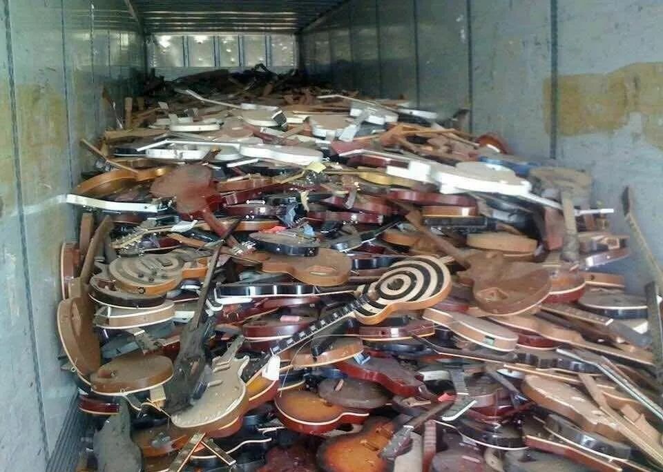 新手买电吉他需要准备什么,新手买电吉他都需要什么设备