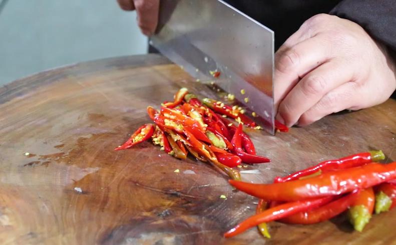 猪肝怎样做滑嫩,猪肝怎么做好吃又嫩无腥味