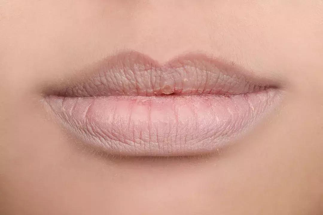 口红和唇妆,口红自然唇妆