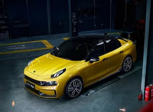 金色汽车耐看显档次吗,金色车身代表尊贵