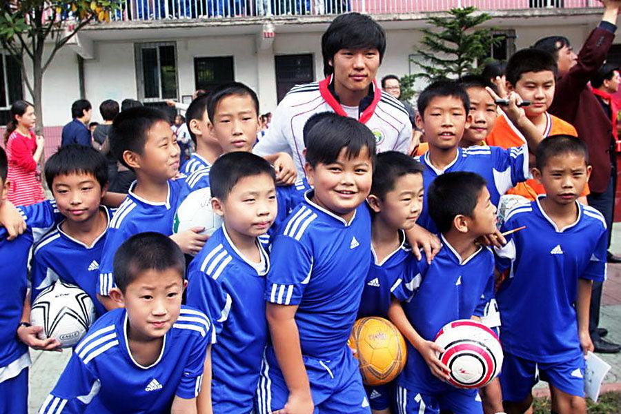 涓浗瓒崇悆鍘嗗彶涓婄殑鍗佸ぇ宸ㄦ槦,涓浗瓒崇悆鍘嗗彶涓婄殑鍗佸ぇ甯呭摜