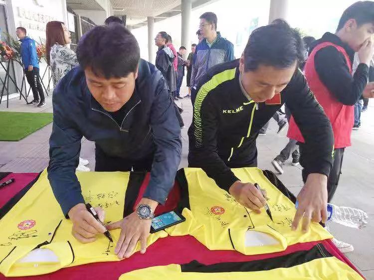 2019哈咘哈咘“小足球开启大梦想”福州市亲子嘉年华活动成功举办