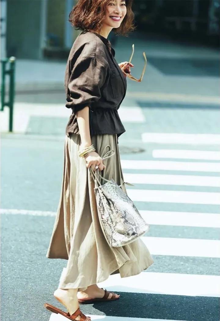 立秋之后，自带慵懒气质的棉麻给你这个季节最想要的腔调