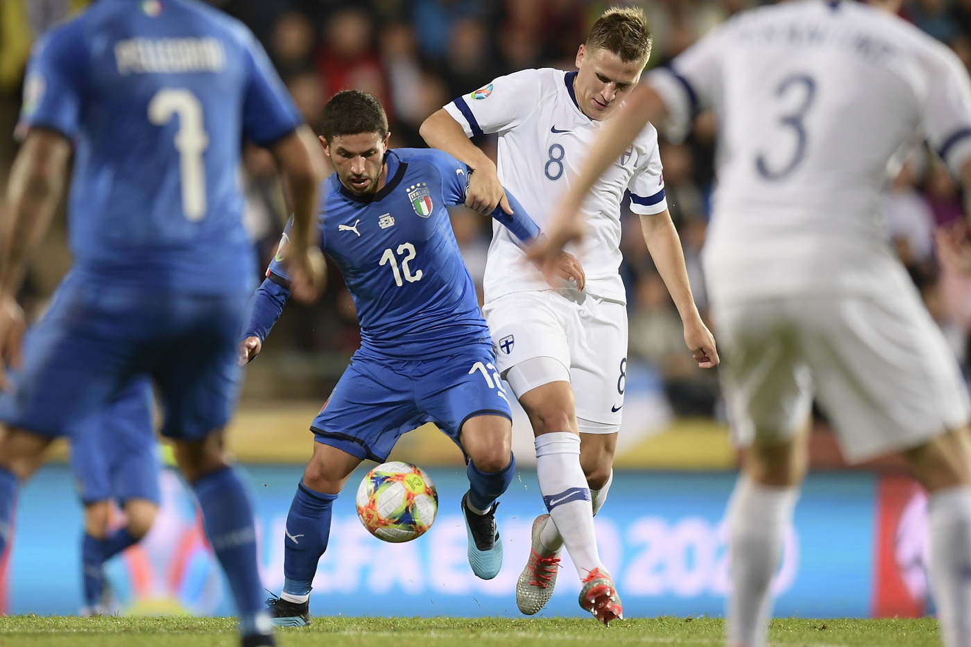 国米后场倒脚进攻,国米两连击