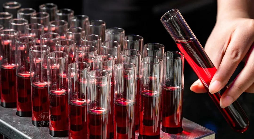 鎴愰兘灏忎紬缃戠孩閰掗,鎴愰兘缃戠孩閰掗閮戝窞