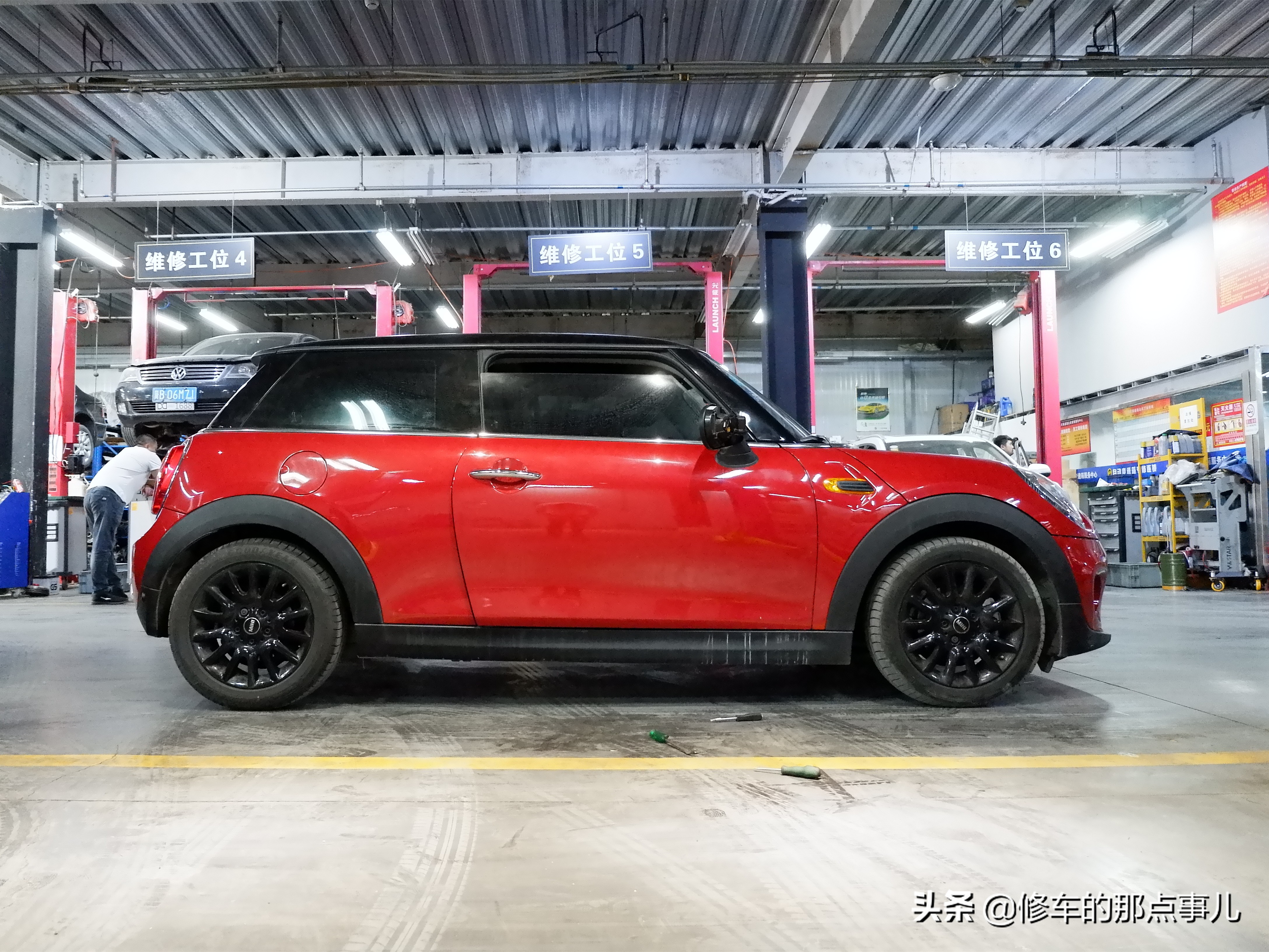 后视镜外壳刮伤怎么处理,汽车后视镜划伤需要怎么处理