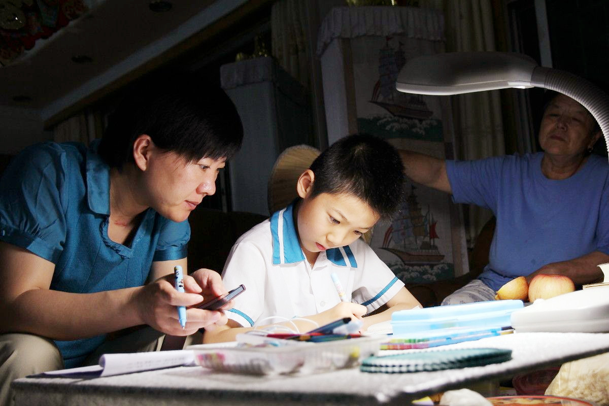 张雪峰底子差不爱学想考好学校,张雪峰孩子不爱学习