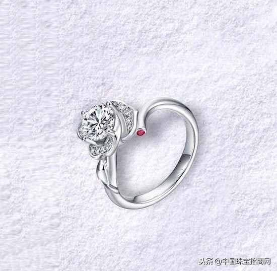 LOVELOVE：那个年轻时不知如何去爱的男人，后来怎么样了？