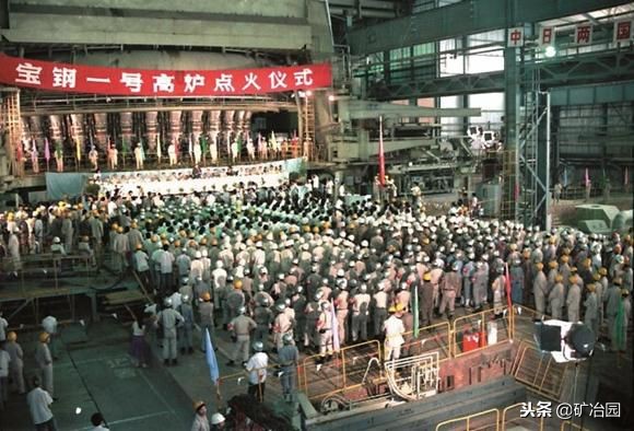 钢铁是怎样炼成的的作者,钢铁是怎样炼成的梗概