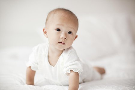 两岁宝宝脾气暴躁爱哭闹怎么引导,2岁宝宝脾气暴躁爱发火怎么纠正