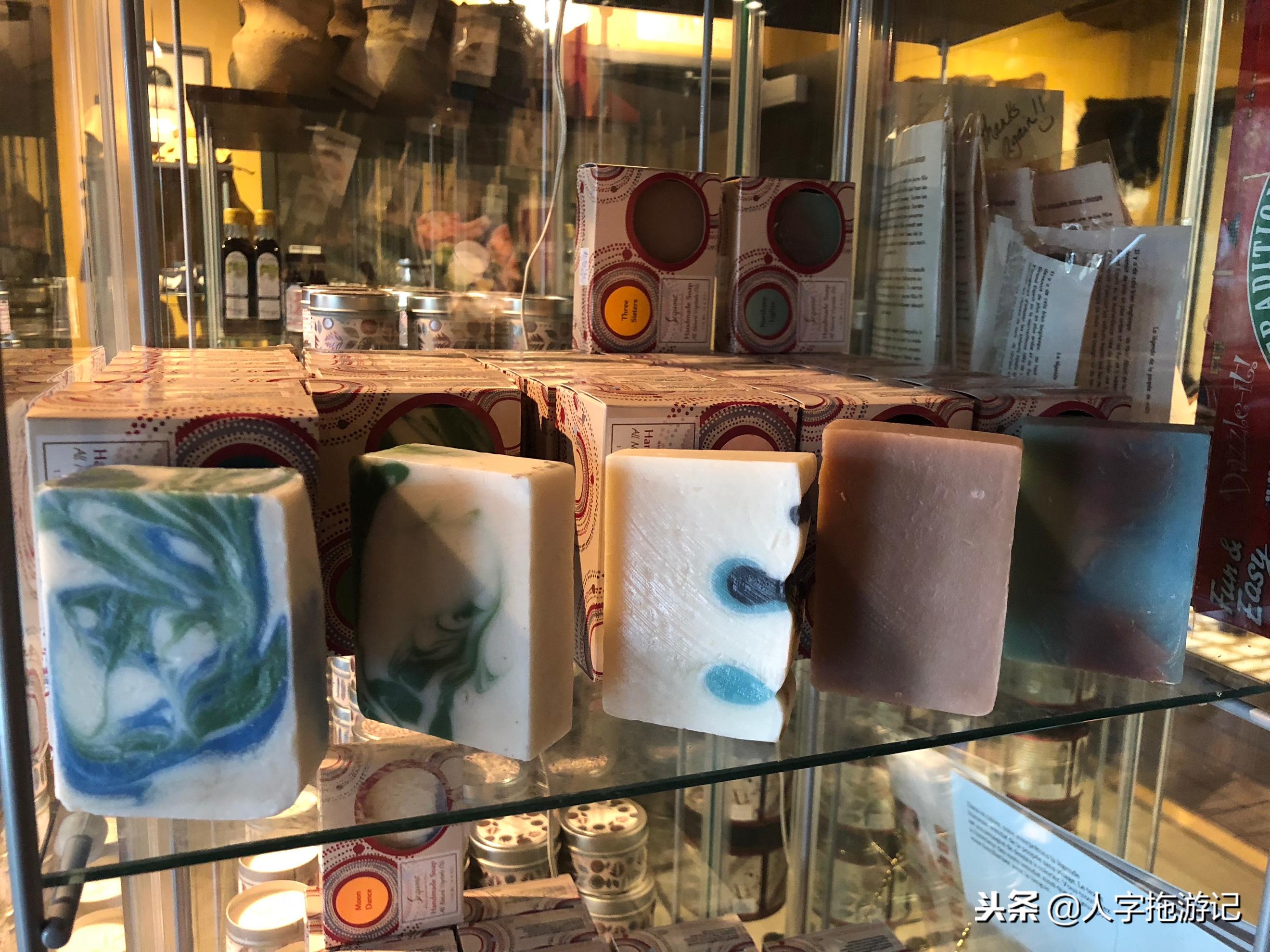 冬日极客，加拿大Wendake穿着狼爪去狼族