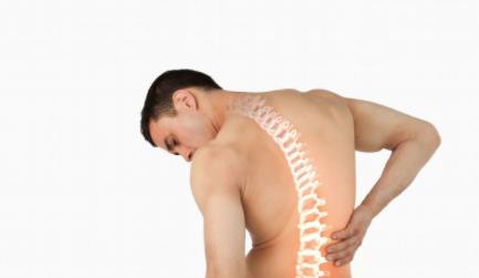 腰椎间盘突出和颈椎病:当痛中出现了酸,则表明有严重的肾虚了