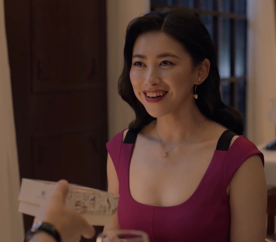 栗娜升职了吗,栗娜穿了多少套连衣裙