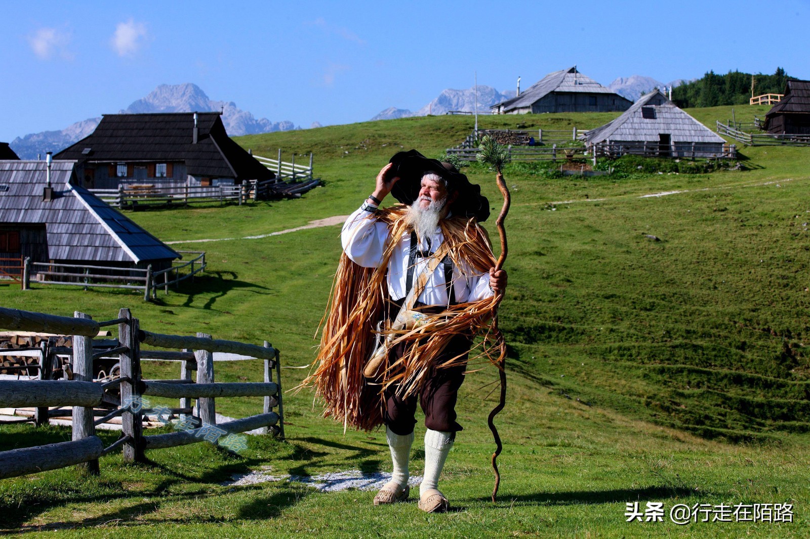 斯洛文尼亚著名景点,斯洛文尼亚在地图上为什么找不到