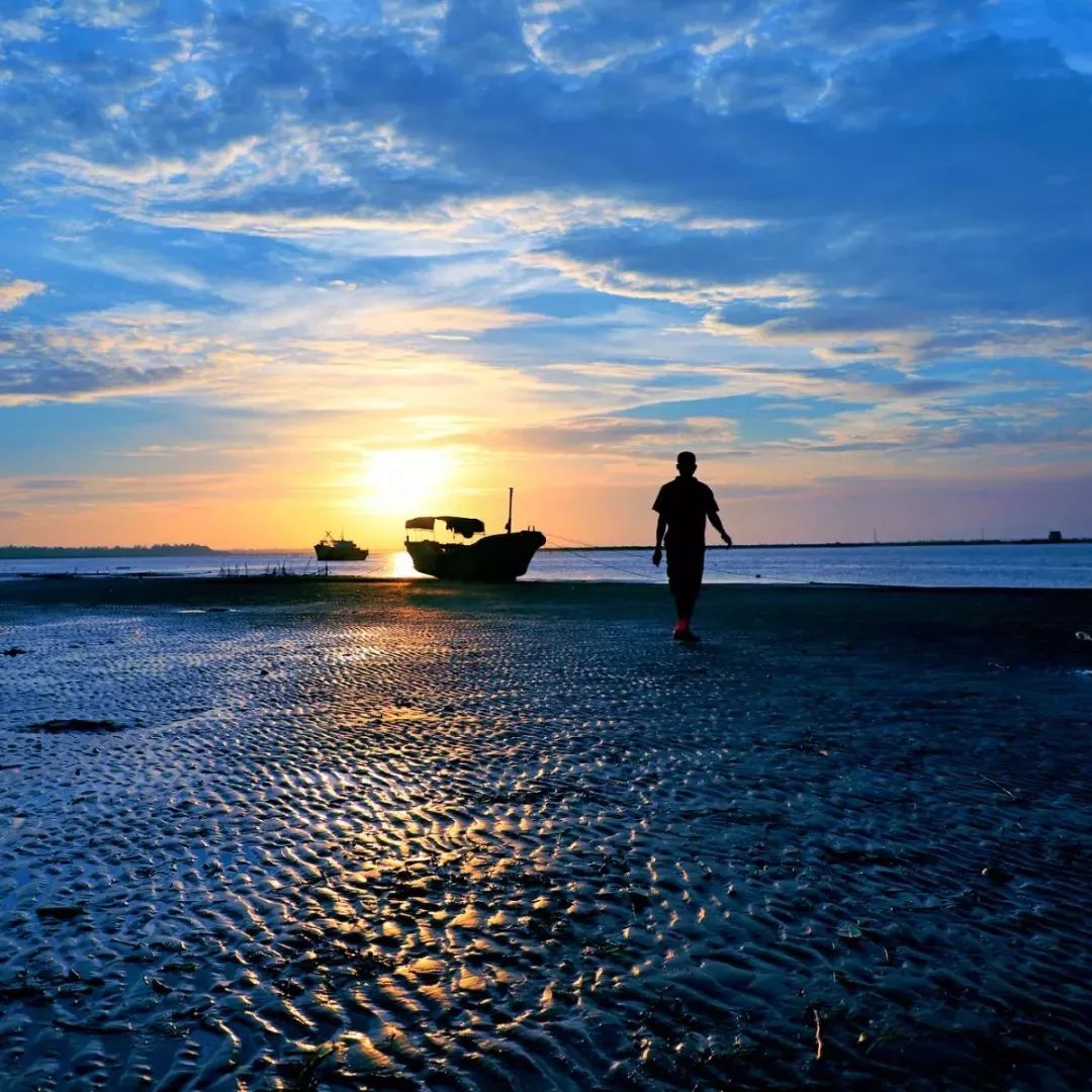 距海南20km有片处女地，比台湾风情比三亚便宜，路过都错过了