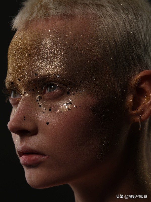 先定个能达到的小目标，比如：先买台一亿像素的相机