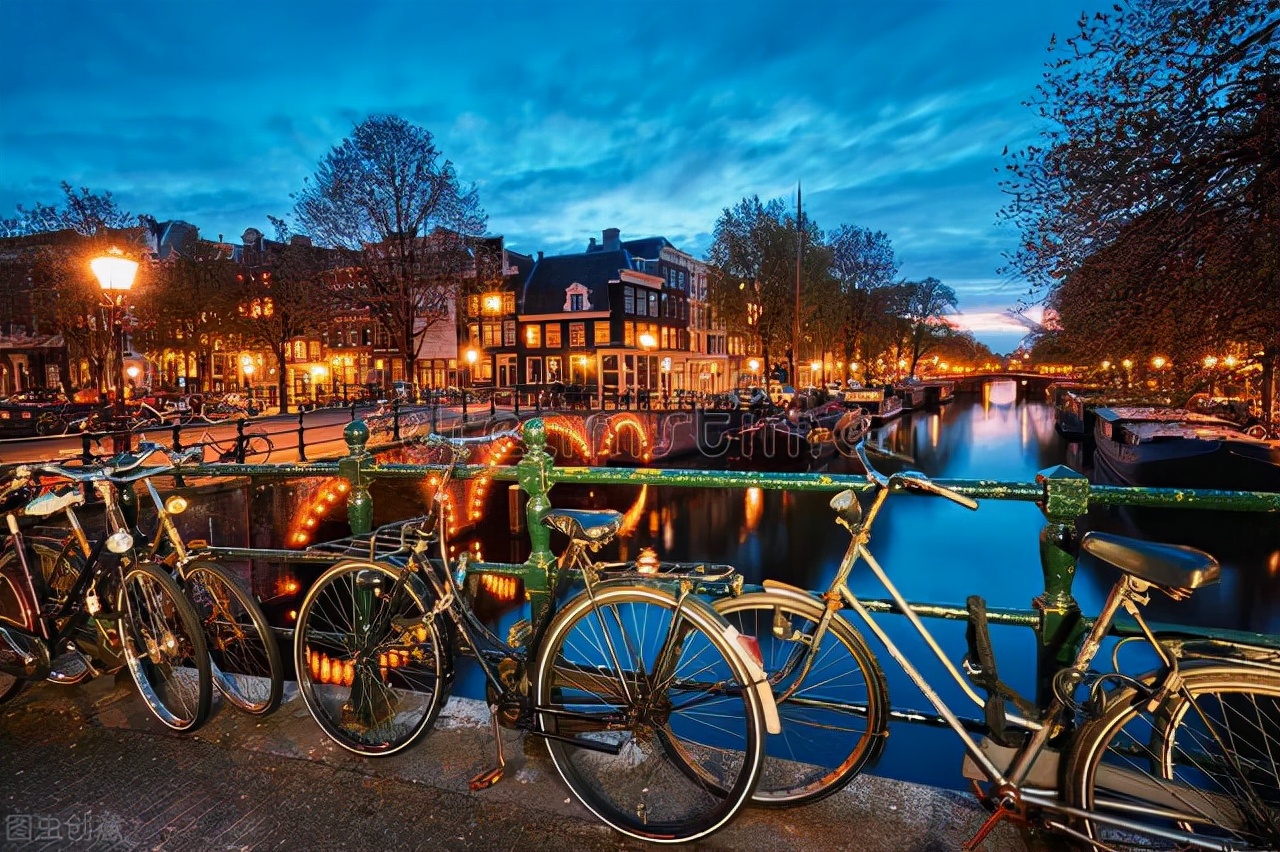 依托课文写作训练方法,教学语言能力培养