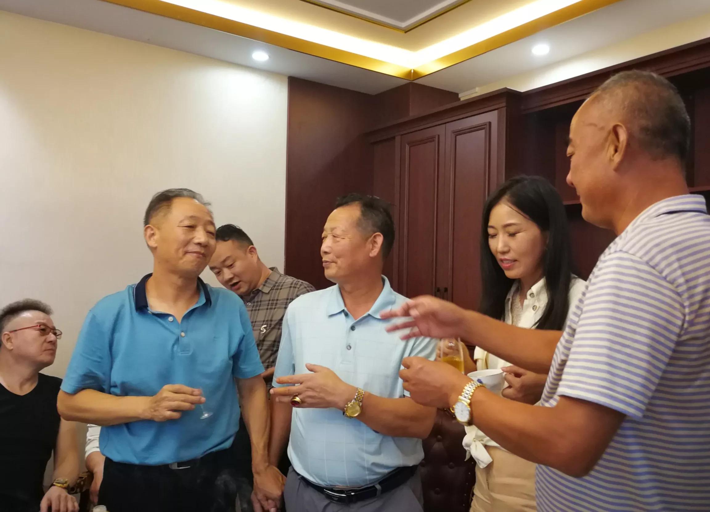 神龙药业邀请汉中各界人士“共庆七夕，畅话神农”