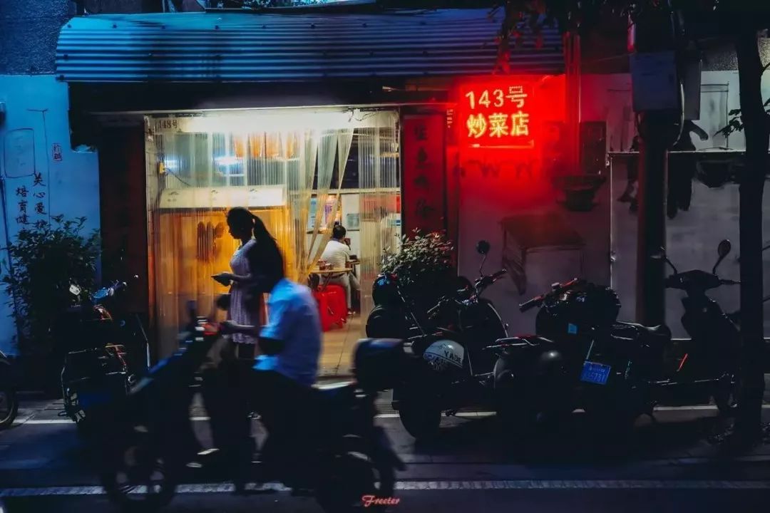 这碗粉说不上哪里好，但就是谁也替代不了...