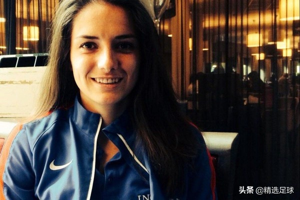 足坛女球星颜值天花板,足坛十大女神球员