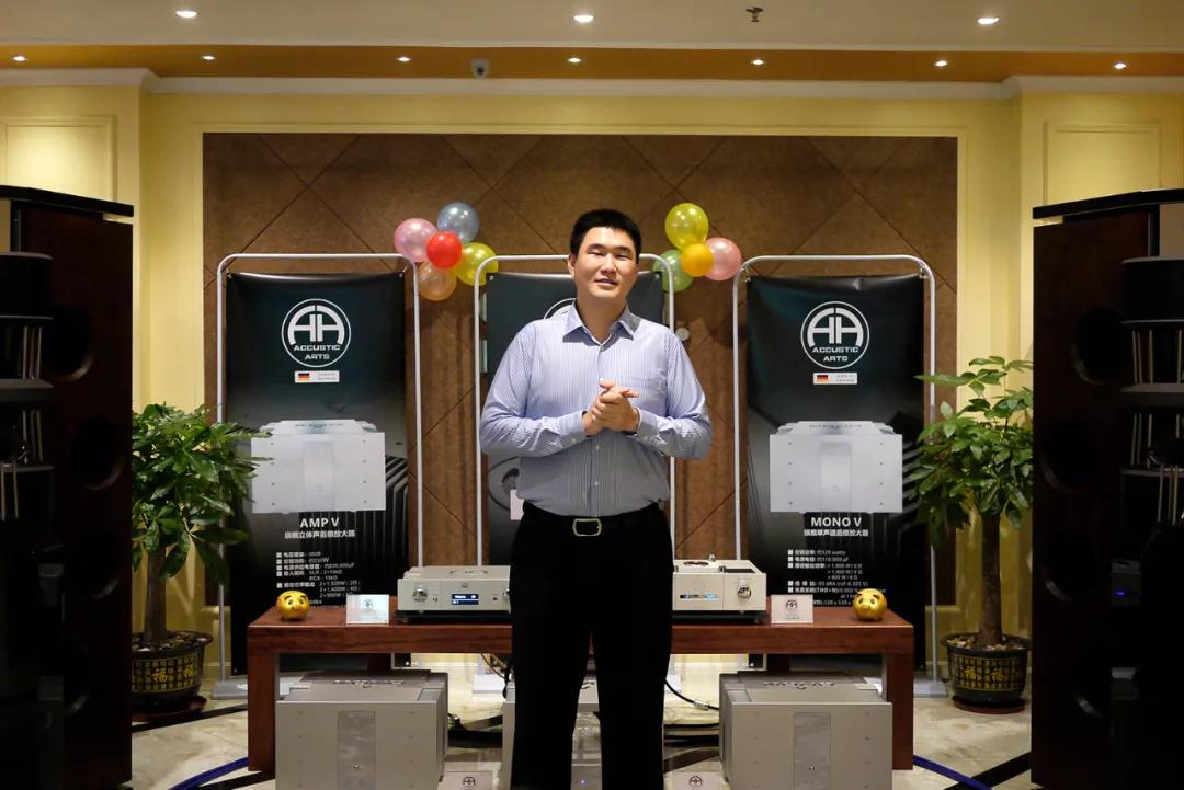 进口纯甲类后级功放,德国前级功放