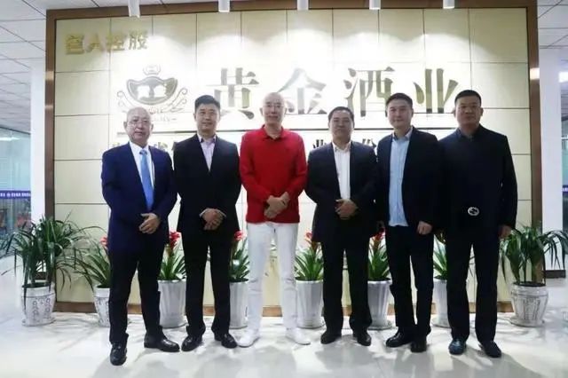 巨人网络黄金酱酒,巨人网络是否投资黄金酱酒