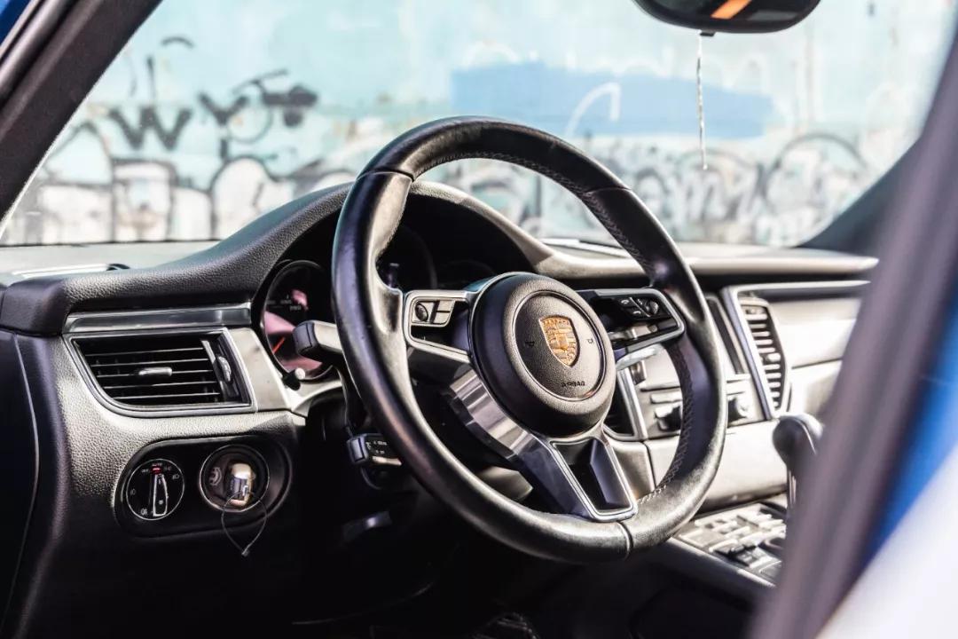 保时捷macan多少钱能上路,保时捷macan最低上路价格