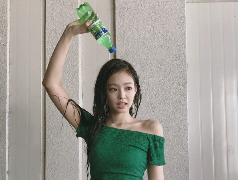 用凉水洗头对头发有危害吗,夏天用冷水洗头发还是热水洗头