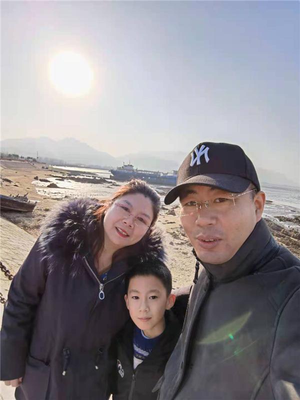 娑涘摜闈掑矝澶уЖ鐩存挱,闈掑矝娑涘摜鐩存挱甯﹁揣