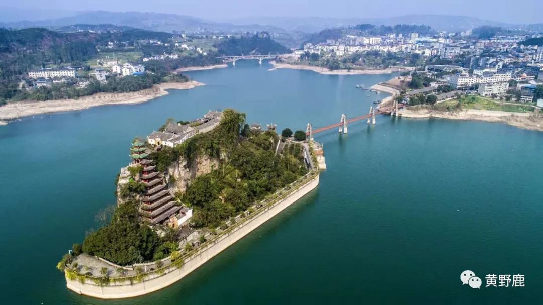 像珍惜生命一样保护古城,像爱护生命一样爱护文化遗产