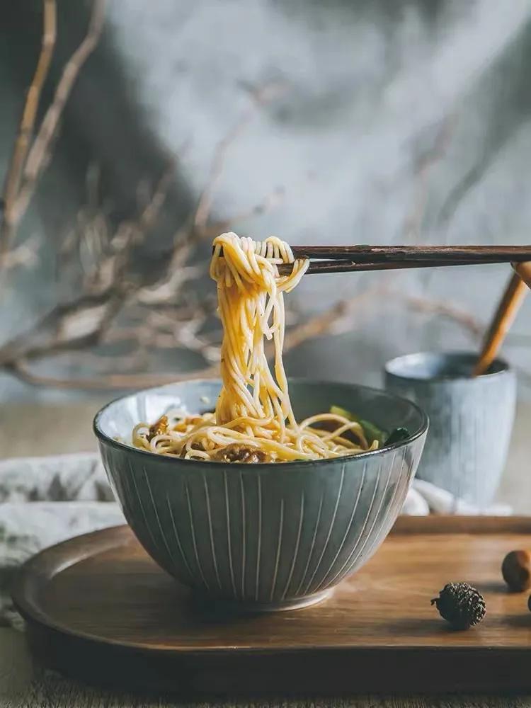 好看的餐具有没有必要,好看餐具套装