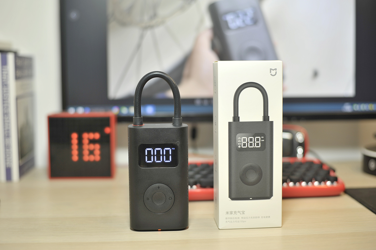 有车一族的新式*器武**，米家新推内置电池，不需另外接电的充气宝