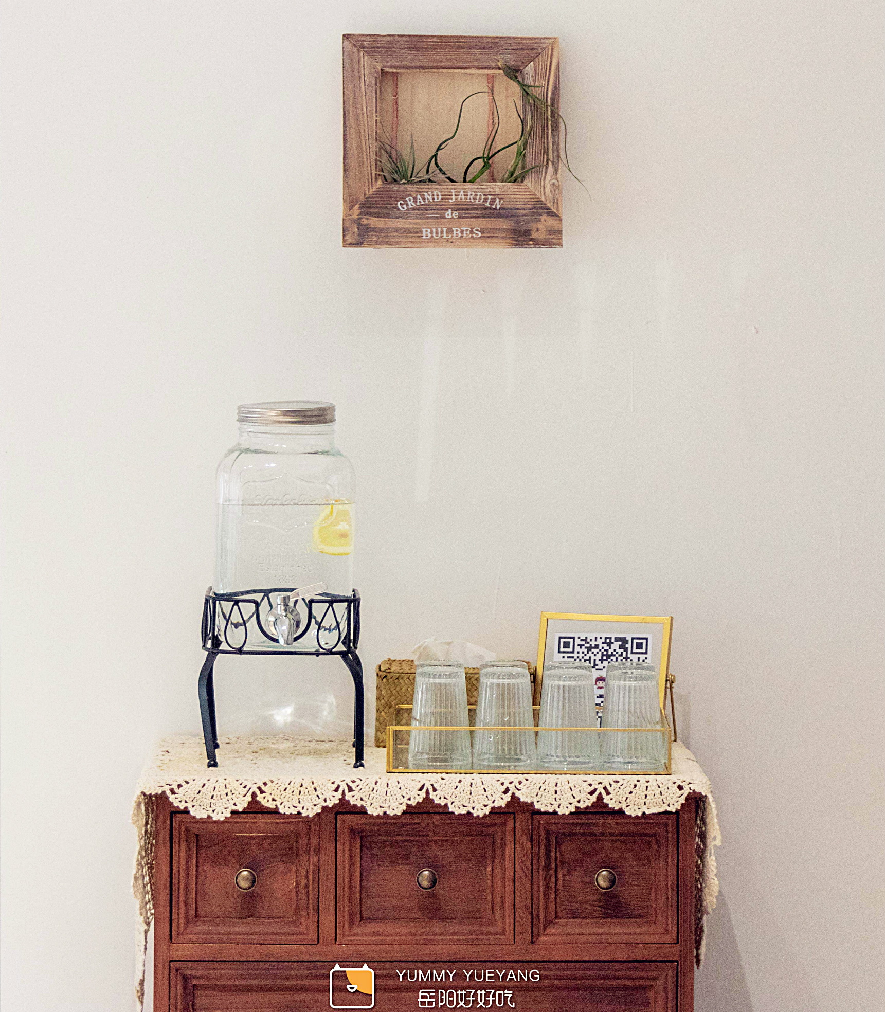 不限量的千层蛋糕全城狂送，挑战岳阳本土烘焙霸权的小苹果来啦