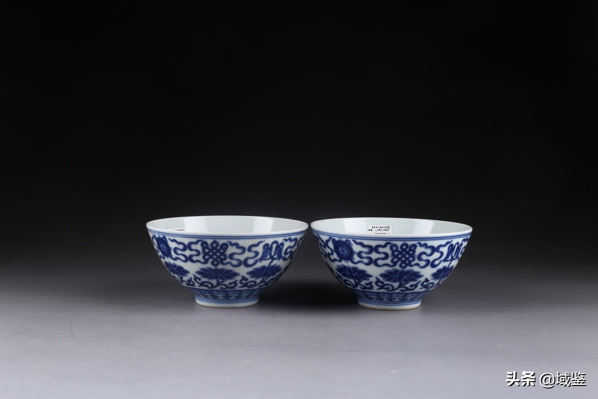 长沙古玩城古瓷拍卖现场,域鉴拍卖雅韵天成精美明清瓷专场