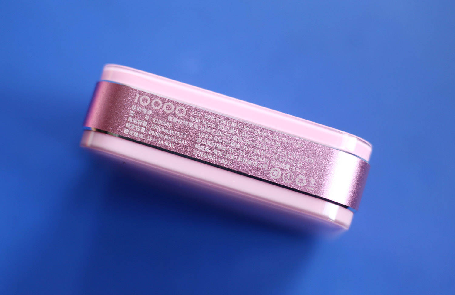 aigo移动电源,aigo大容量移动电源