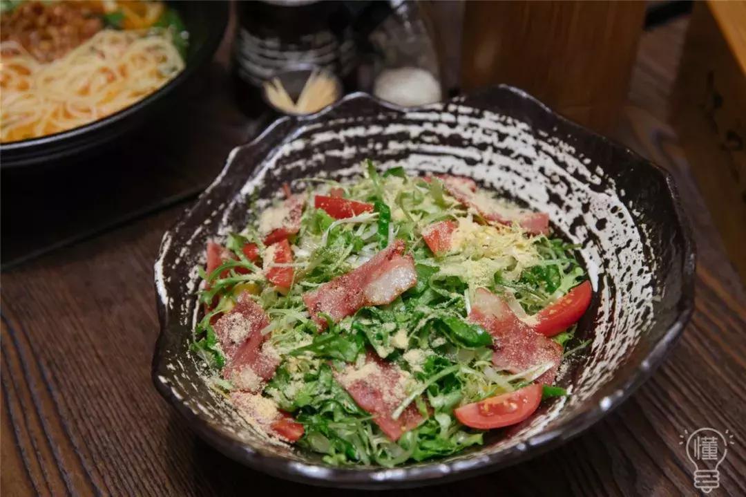 一口气连开6家新店，我要在这里吃逛到明年