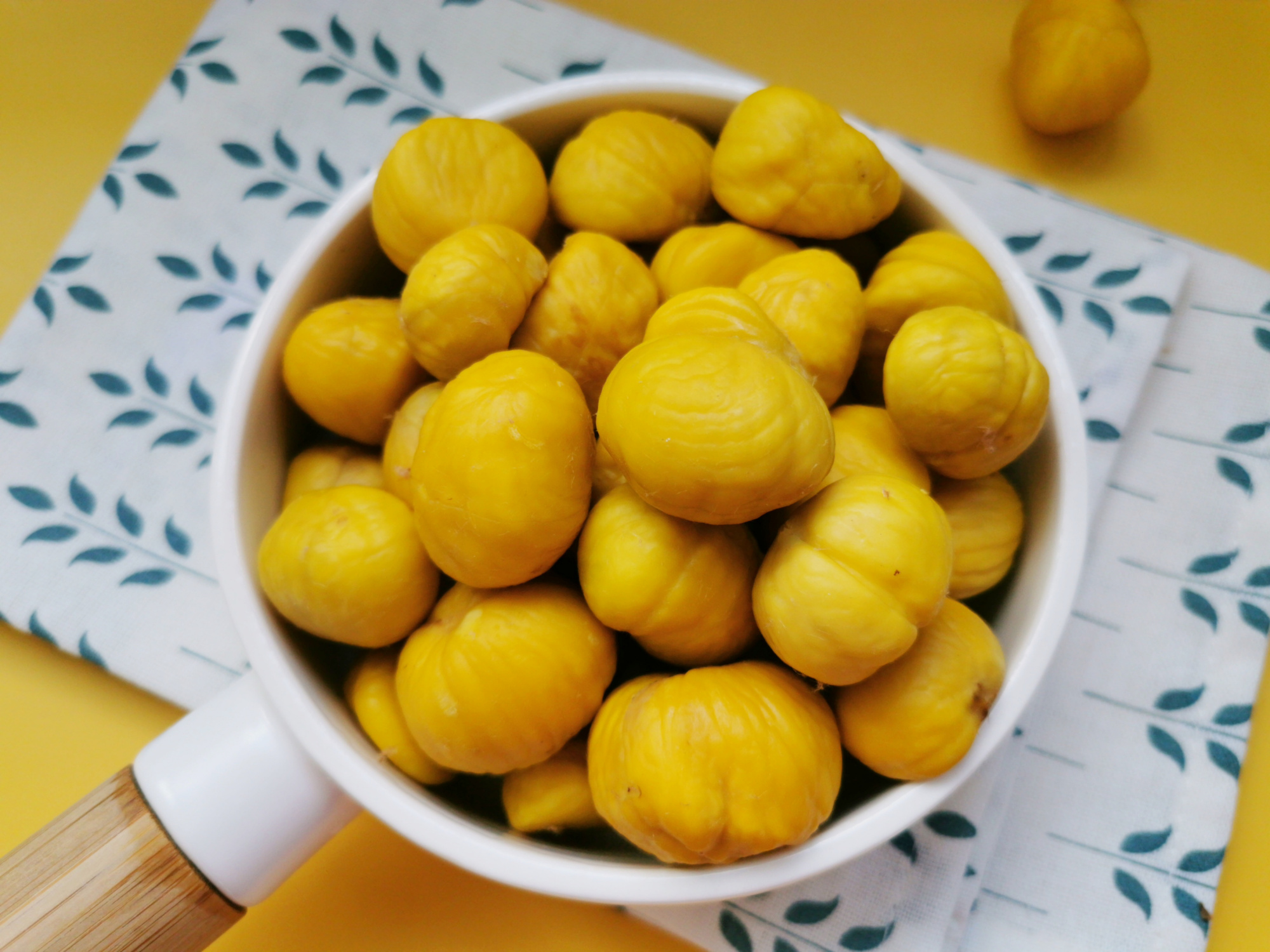 板栗怎么炒好吃板栗去壳妙招,生板栗快速去壳