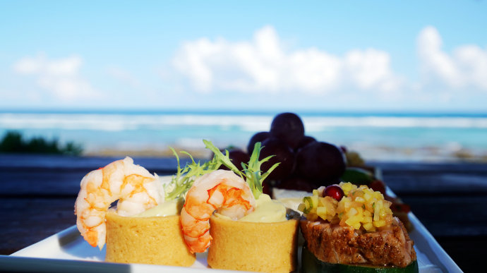 海上香格里拉金町湾,马尔代夫香格里拉隐逸的海岛天堂