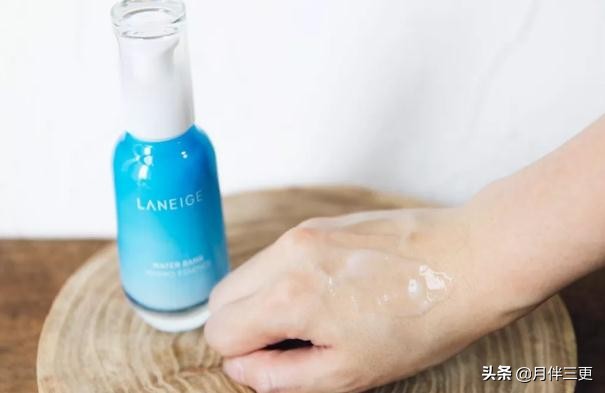 网红推荐的补水保湿护肤品,补水精华推荐平价学生测评