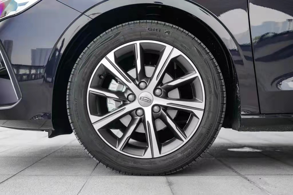 吉利帝豪第四代2023款与缤瑞,吉利星瑞豪华版全款落地价