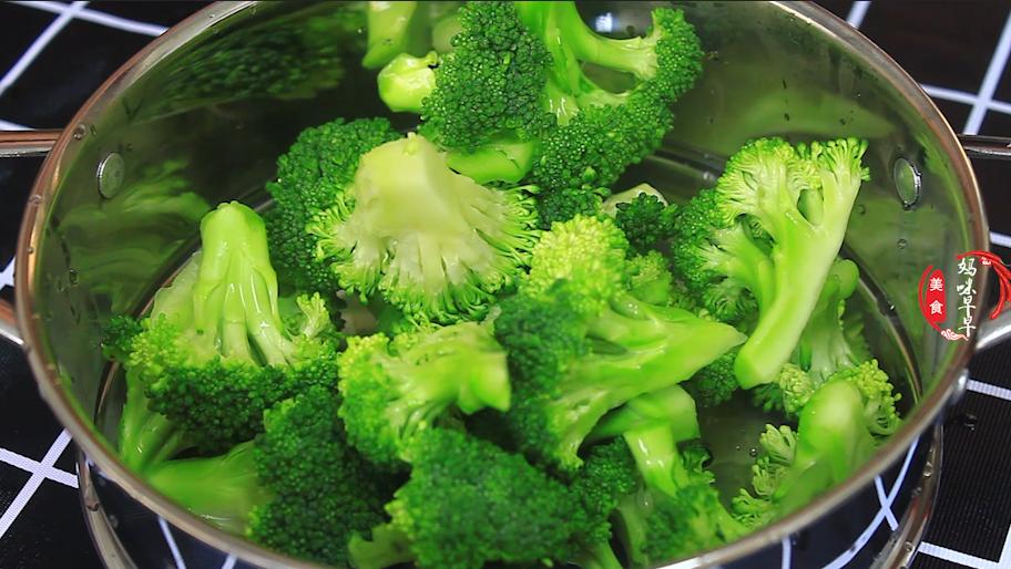 “阳了”吃什么好得快？专家建议：要忌2样，吃4样，早懂早受益