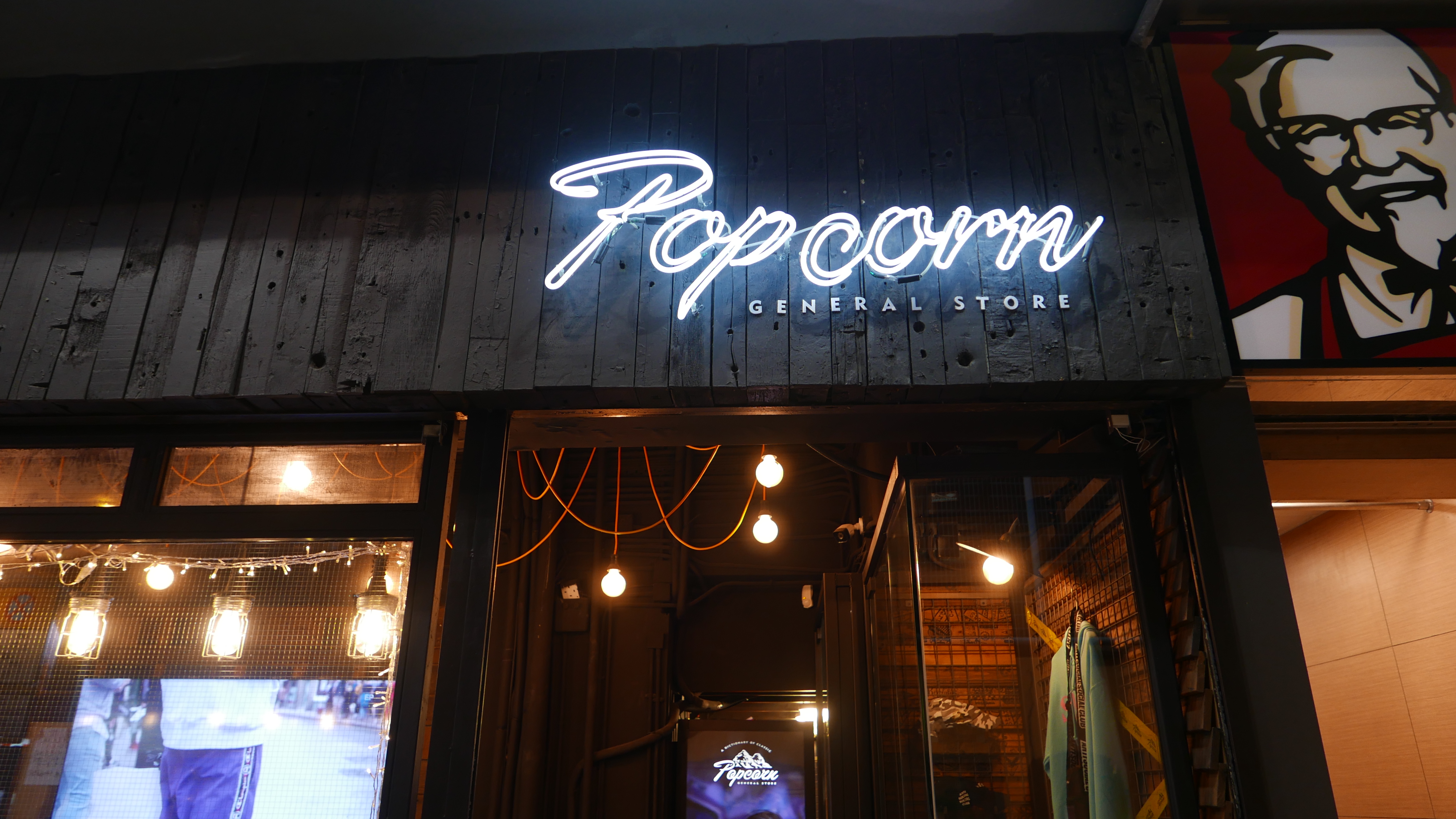 香港平价潮牌店聚集地,香港潮牌店都集中在哪条街